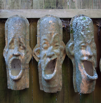 Crooning-clowns-for-web